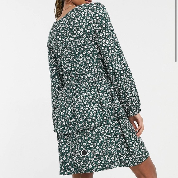 Wednesday’s Girl dress in vintage floral. Size S. - Picture 2 of 9